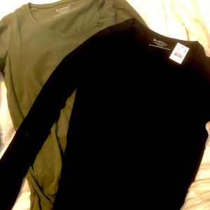 Set of two Motherhood maternity tops